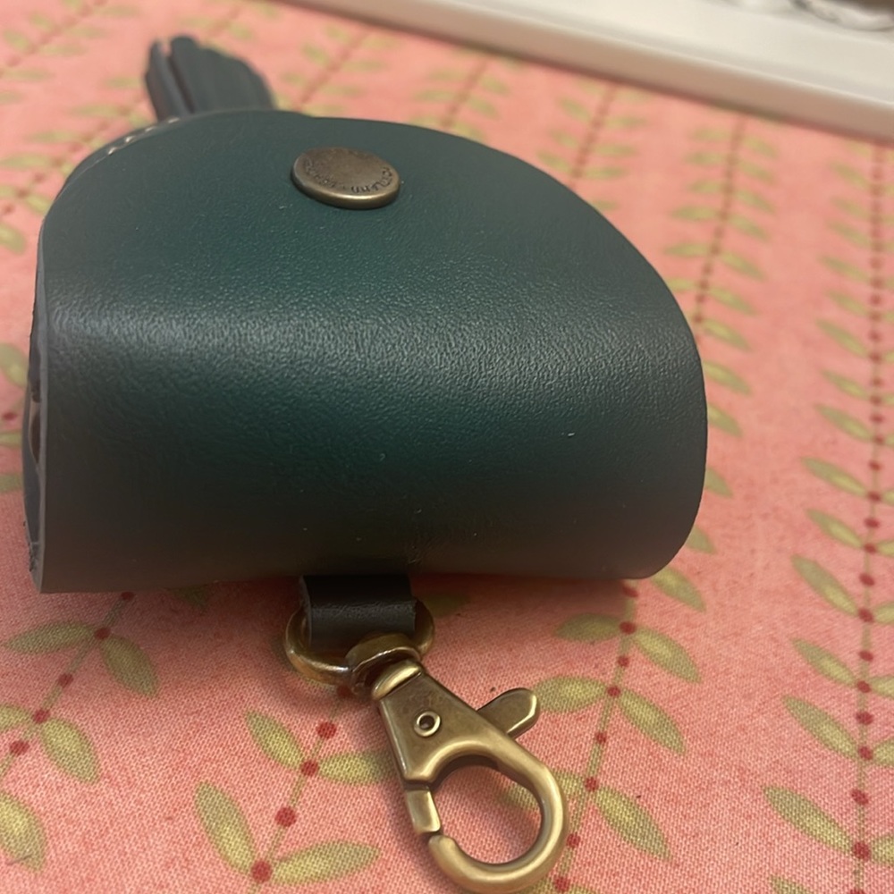 Portland Leather Dark Teal Tassel Coin Pouch Keychain - Picture 4 of 5